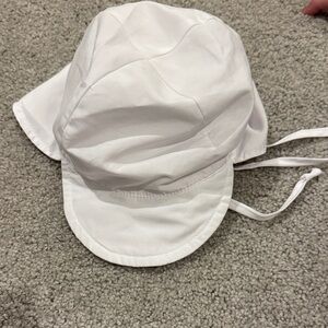 White Infant Sun Hat with Chin Ties